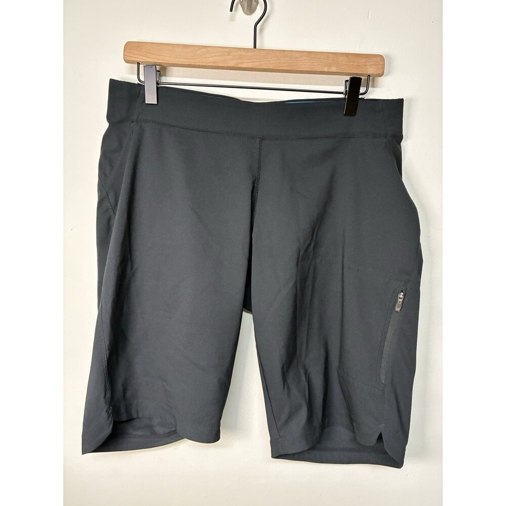 Columbia Shorts Womens Large Black Omni-Shield Hiking Trail Stretch Bermuda